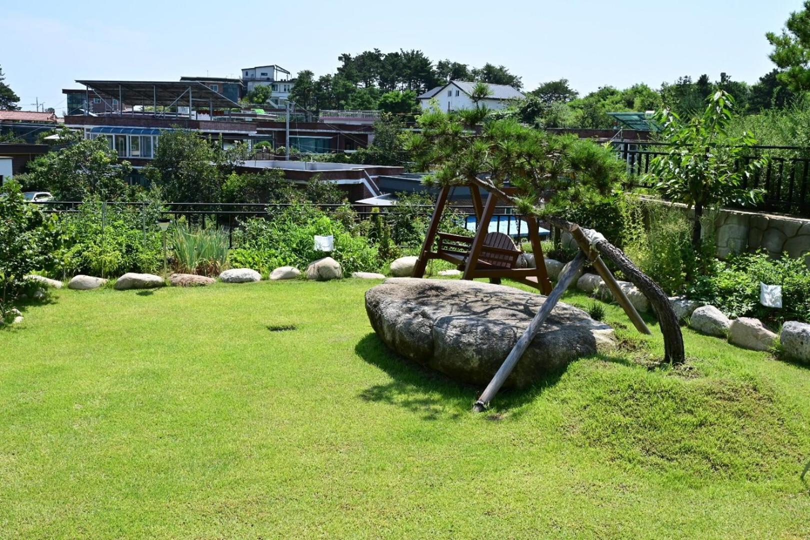 Hotel Goseung Luceluna Pension Goseong  Zewnętrze zdjęcie